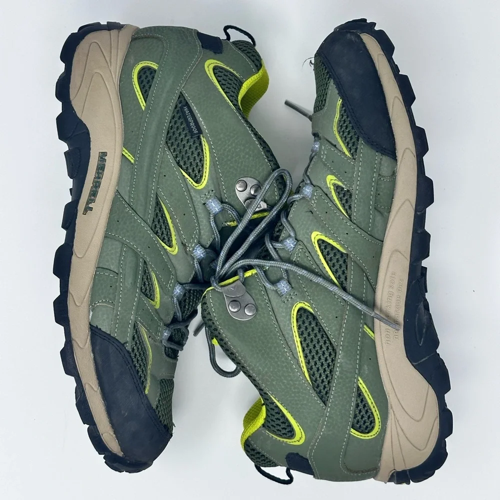 Merrell explore outdoors